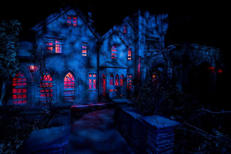 Haunting of Hill House at Universal Studios' Halloween Horror Nights