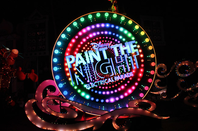 paint-the-night-parade
