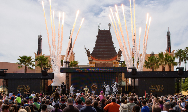 This new live, stage show celebrates iconic moments from the Star Wars saga with live vignettes featuring popular Star Wars characters, such as Kylo Ren, Chewbacca, Darth Vader and Darth Maul. The show takes place multiple times each day at the Center Stage area near The Great Movie Ride. (Todd Anderson, photographer) (PRNewsFoto/Walt Disney World Resort)