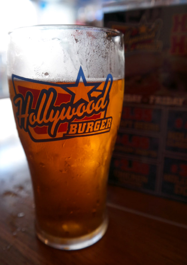 hollywood-burger-beer