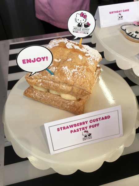 strawberry_custard_puff_pastry, Hello Kitty Cafe Pop-Up Container, Irvine Spectrum, Foodie, Food and drinks, Hello Kitty