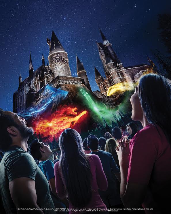 The Wizarding World of Harry Potter, The Nighttime Lights at Hogwarts Castle, universal studios hollywood, 