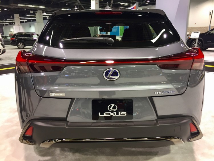 Lexus UX oc auto show 5