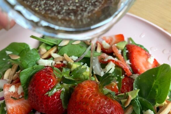 strawberry spinach salad recipe summer