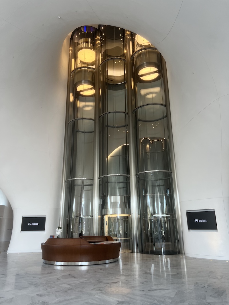 elevators lucas museum